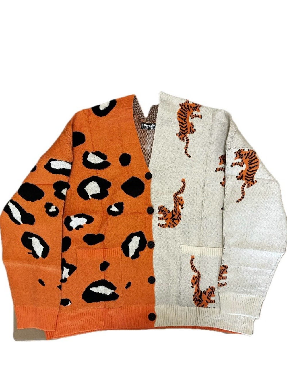 Women's Leopard Tiger Print Cardigan V Neck Long Sleeve. Button Down Sweater - Picture 1 of 3
